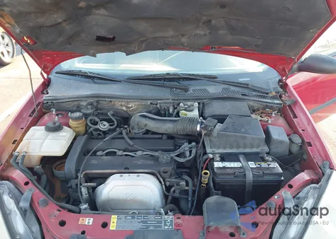 2000 Ford Focus Zx3 from USA, damaged, VIN 3FAFP3131YR205330